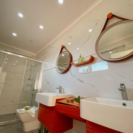 Ciara Φετιγιέ